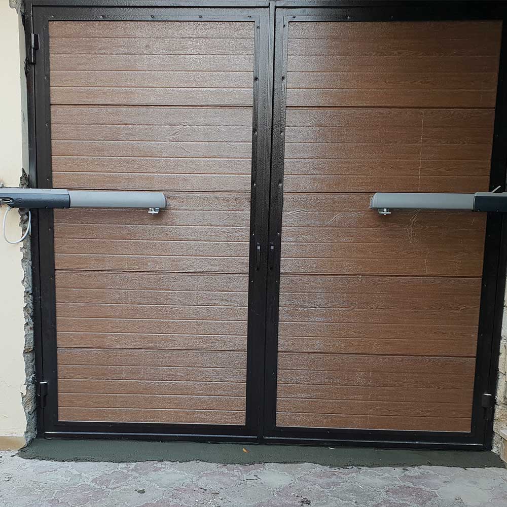 90 dərəcə açılan darvazalar